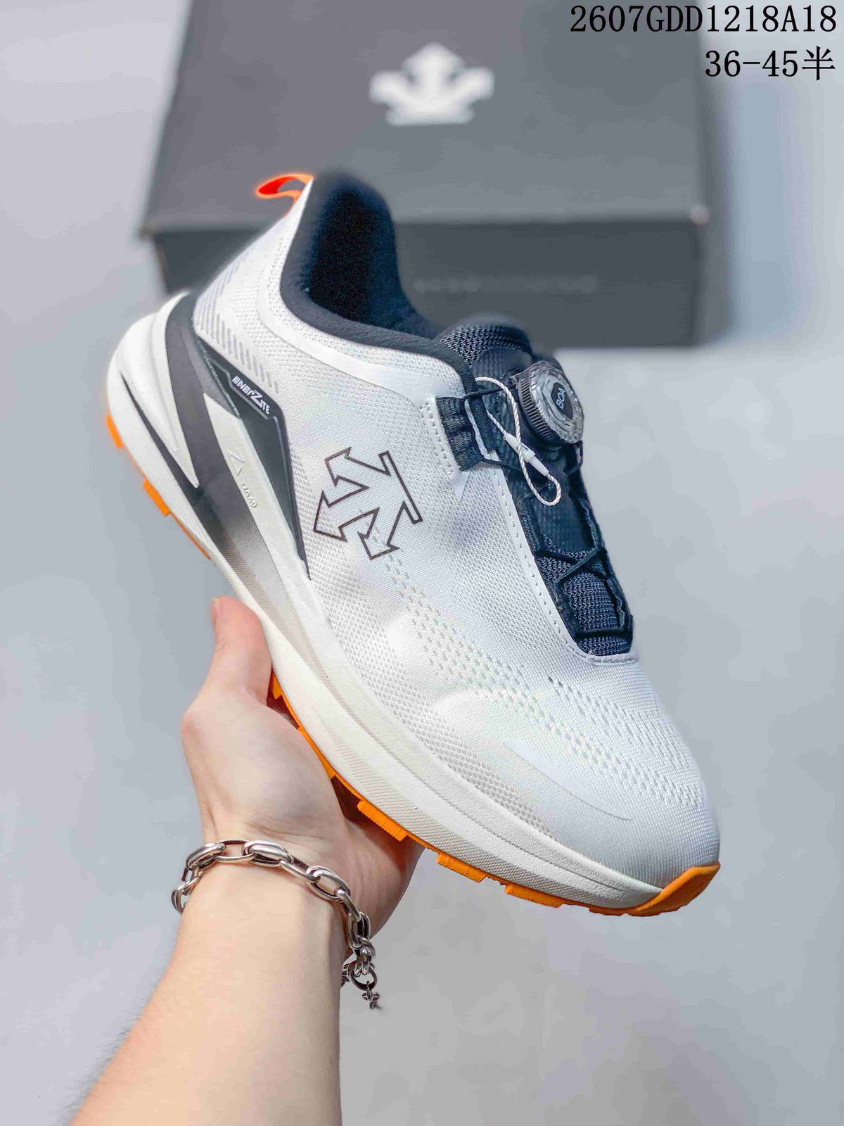 DESCENTE Enerzite Lavitate Trail Wire 3.0 Running Shoes