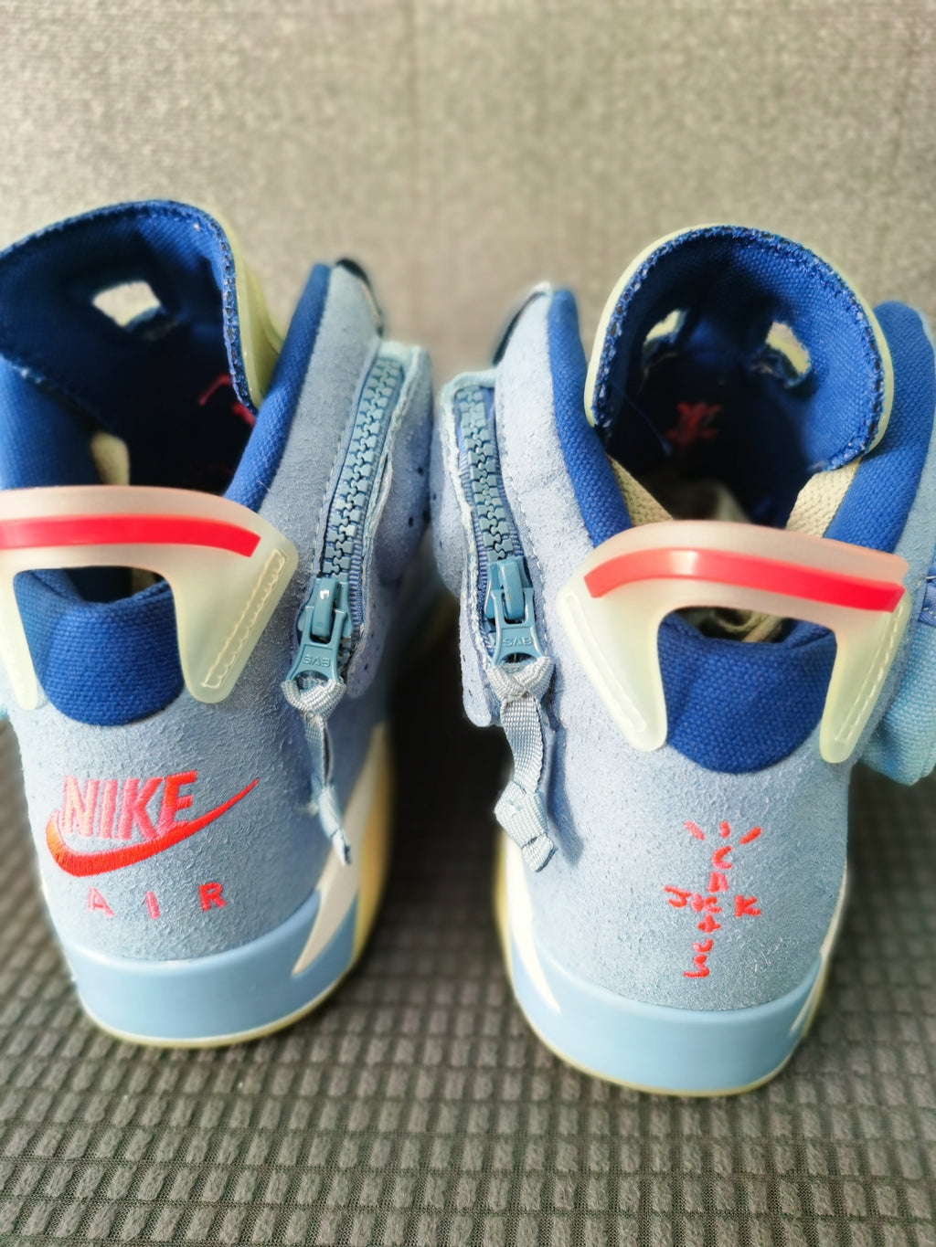 Jordan 6 Travis Scott Blue High-Top Sneakers