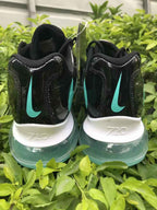 Nike Air Max 720 Sneakers in Black and Turquoise