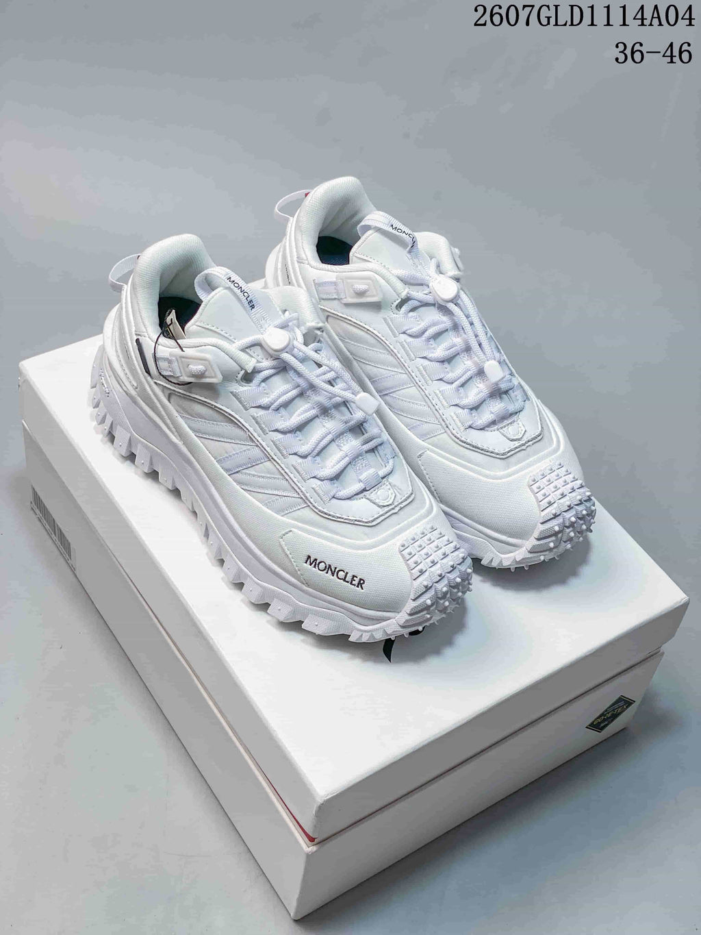 Moncler Pacey White Low-Top Sneakers 2607GLD1114A04