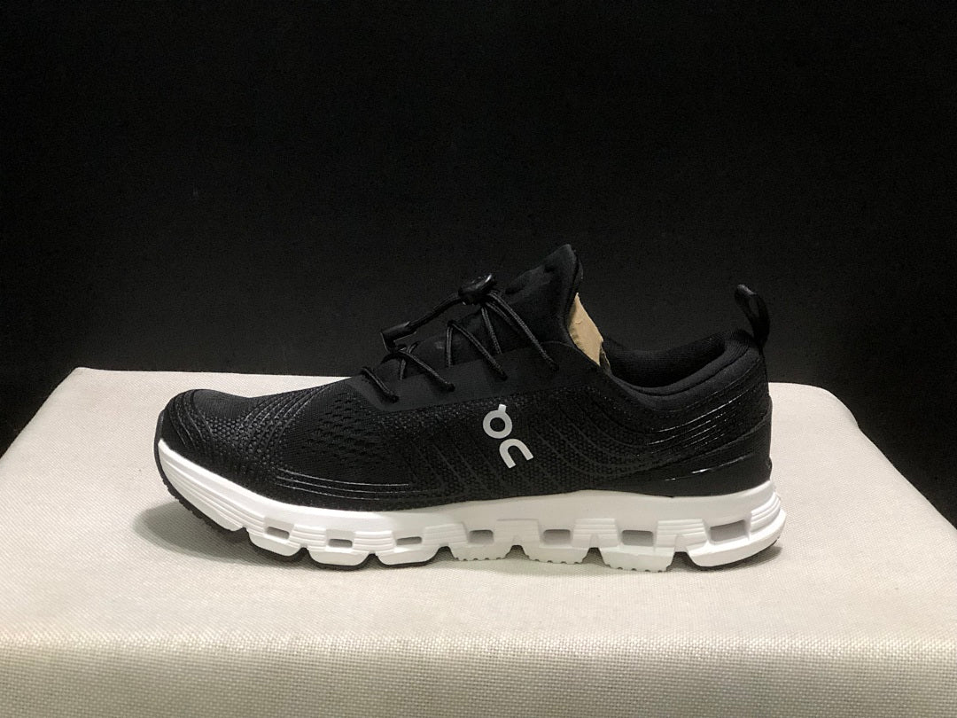 On Cloud X Z5 Sneakers in Black and White