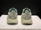 HOKA Arahi 8 Running Shoes in Cream and Sage