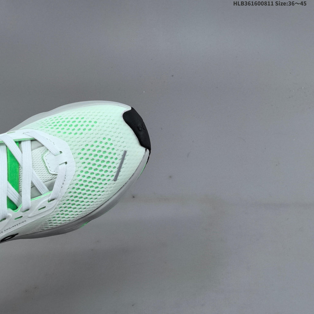 On Cloudrunner 3 Max Running Shoes White Green