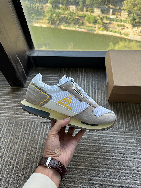 Le Coq Sportif AN-24 Sneakers in Cream and Yellow