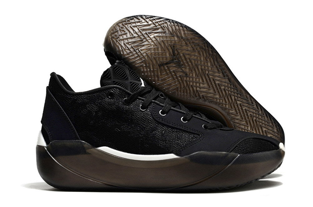 Jordan 22 Low Basketball Sneakers in White or Black
