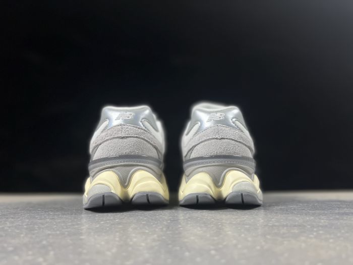 New Balance 9060HX Sneakers in Grey and Cream
