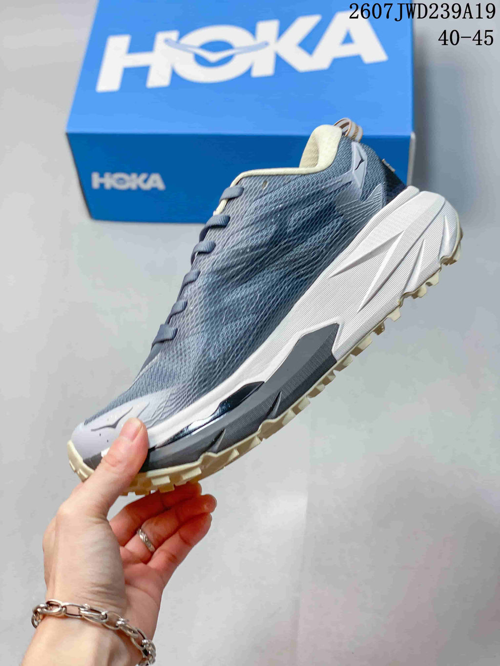 HOKA Rocket X 3 Low-Top Running Shoes Gray