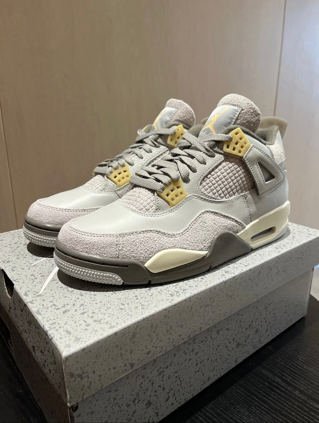Air Jordan 4 SE Craft Grey Sneakers DV3742-021