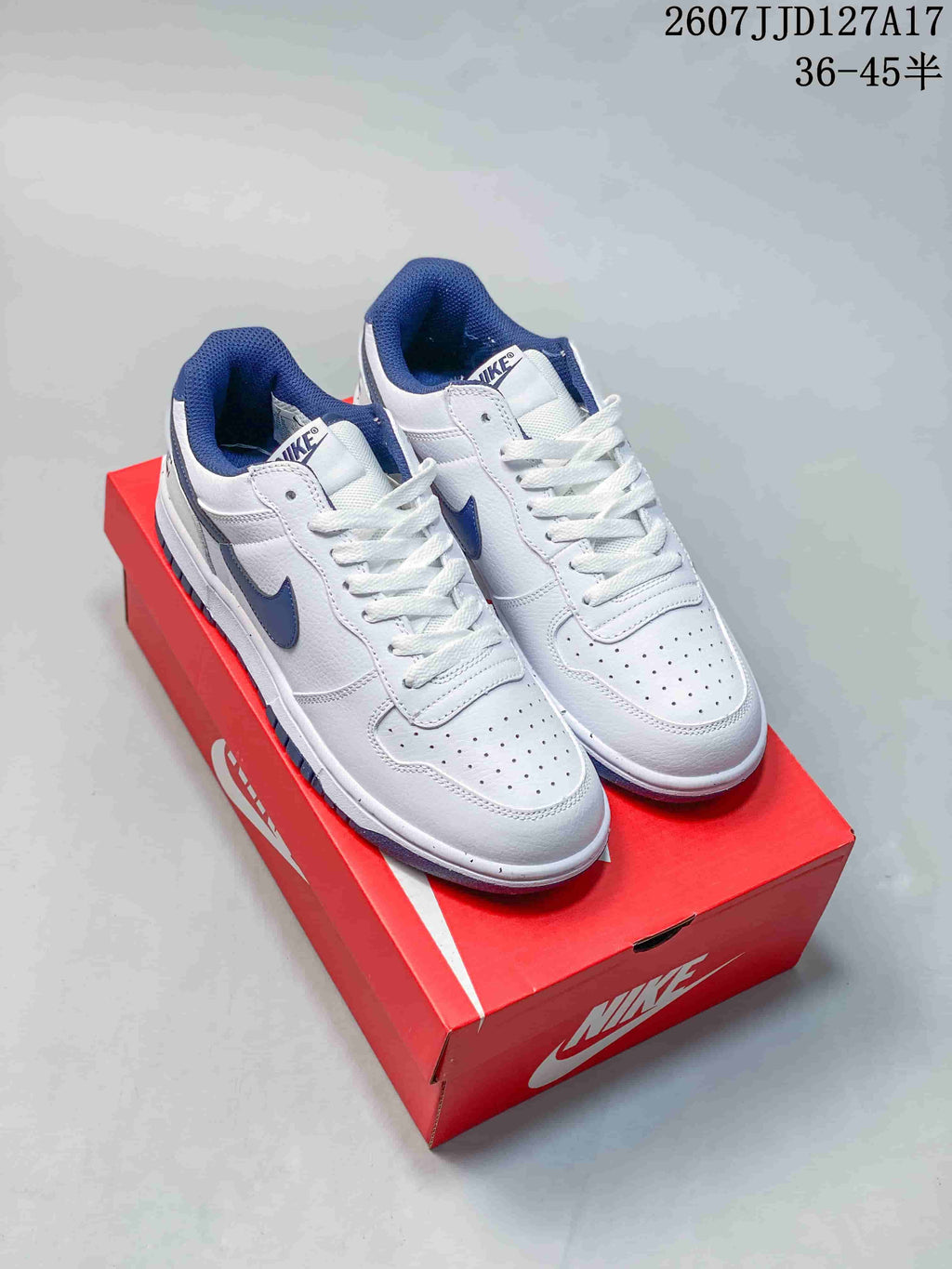 Nike SB Dunk Low Pro White Navy Sneakers 2607JJD127A17