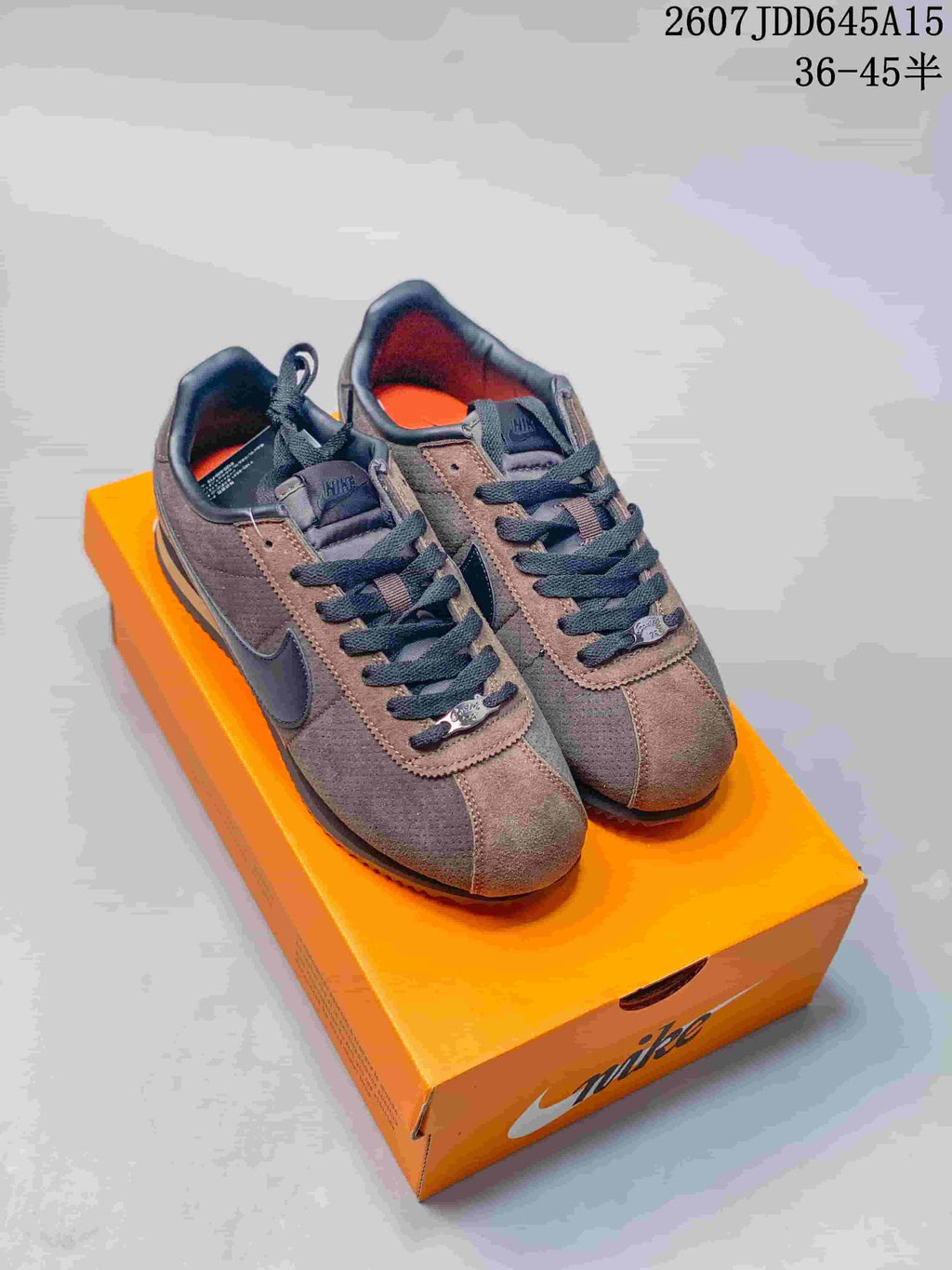 Nike Classic Cortez Nylon Brown Black Sneakers 711050IPI