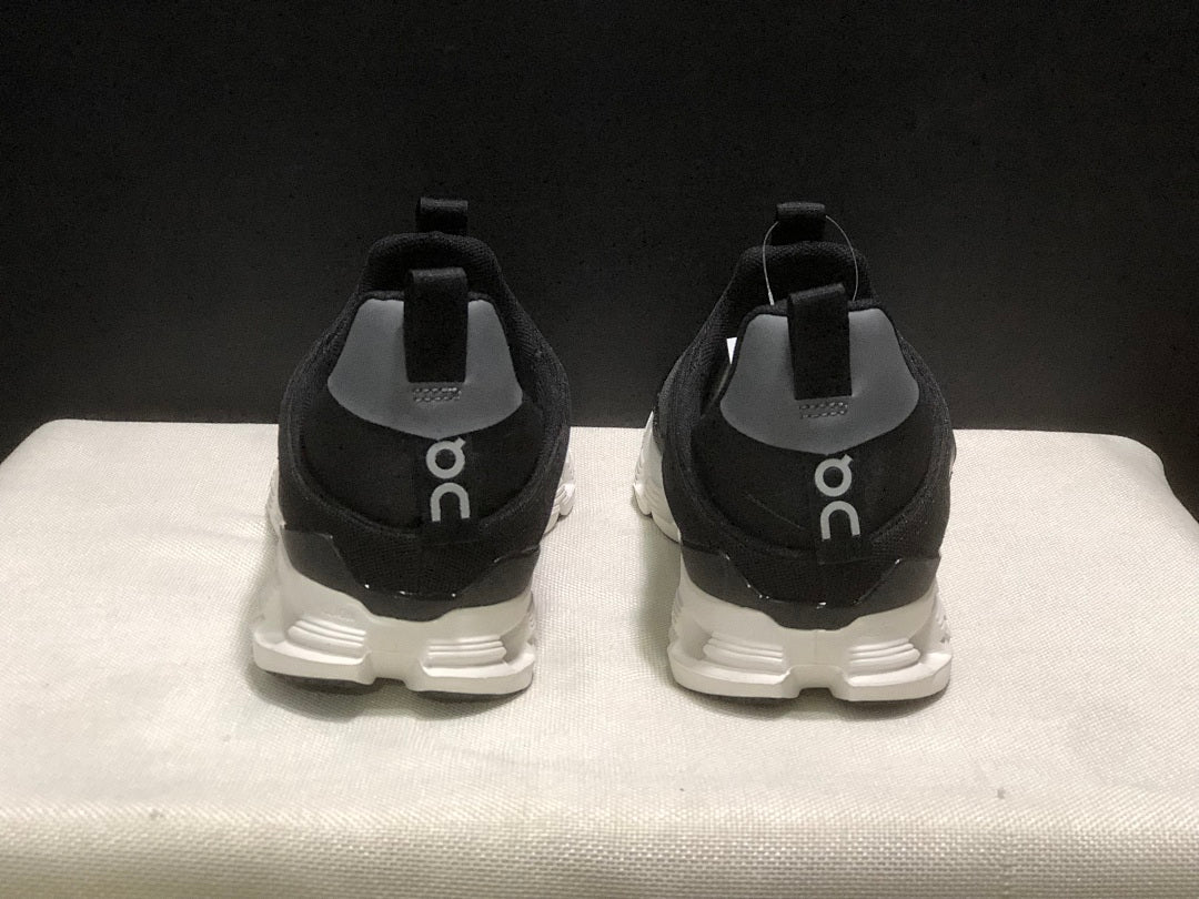 On Cloud X 4 Coast Black and White Sneakers