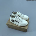 MLB New York Yankees Platform Sneakers in Off-White