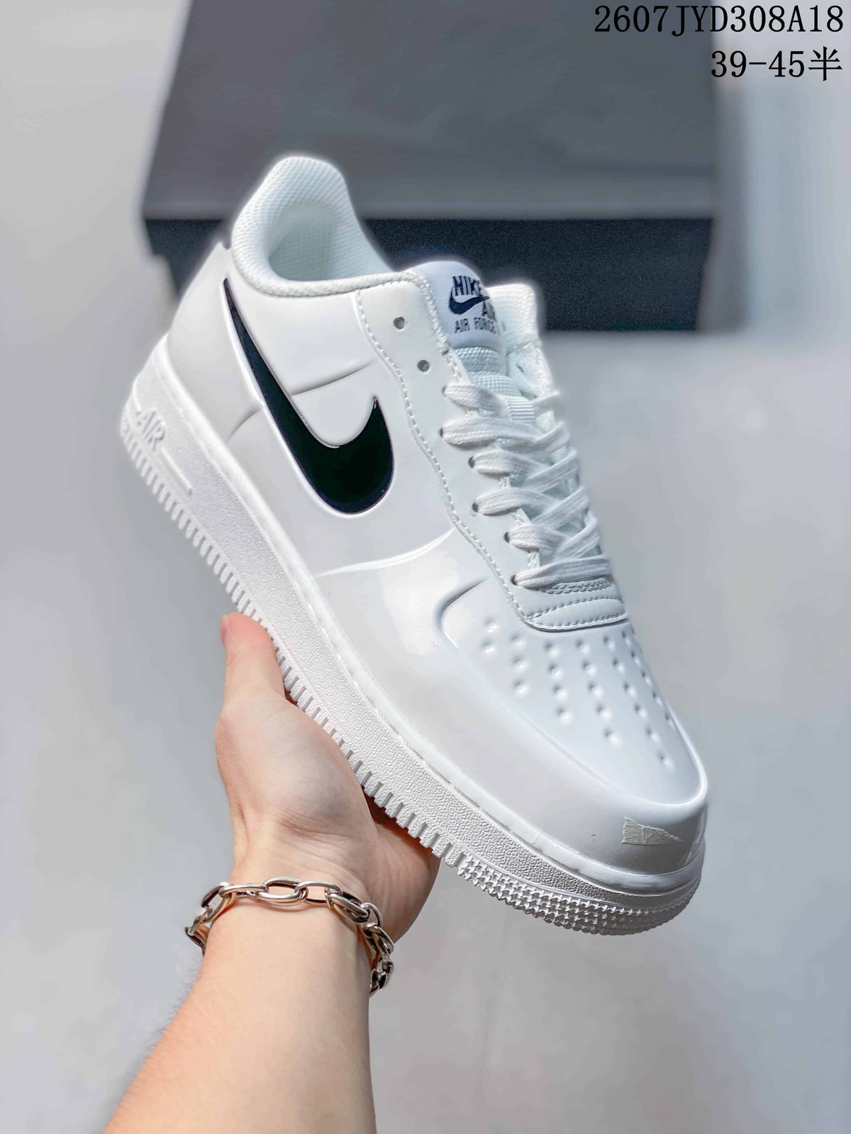 Nike Air Force 1 '07 Low Sneakers White and Black
