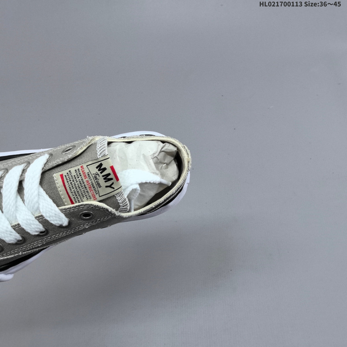 Maison Mihara Yasuhiro Original Sole Canvas Low Sneakers
