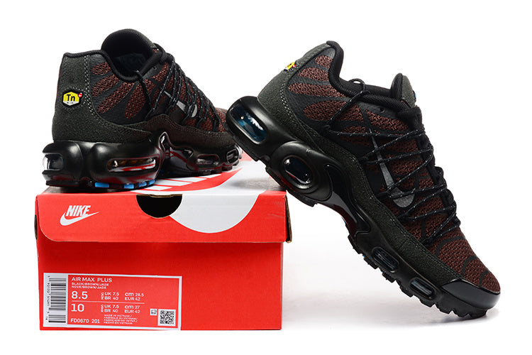 Nike Air Max Plus Sneakers Black and Burgundy FD0670-201