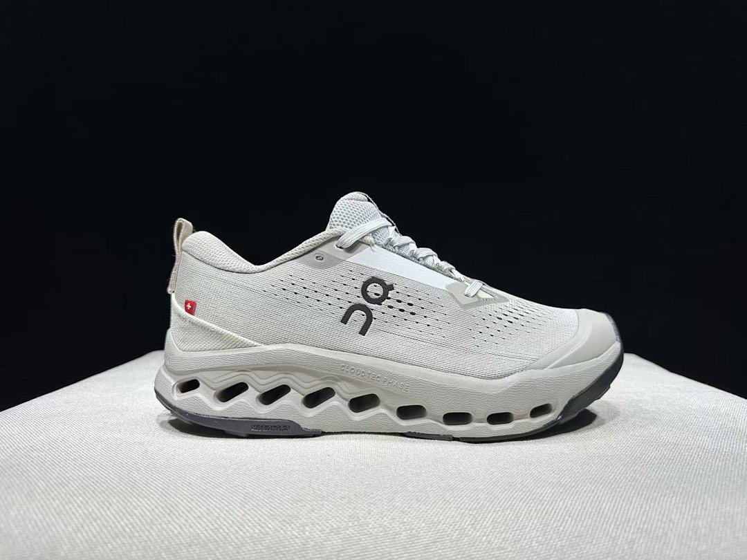 On Cloudsurfer Trail 2 Shoes in Gray and White