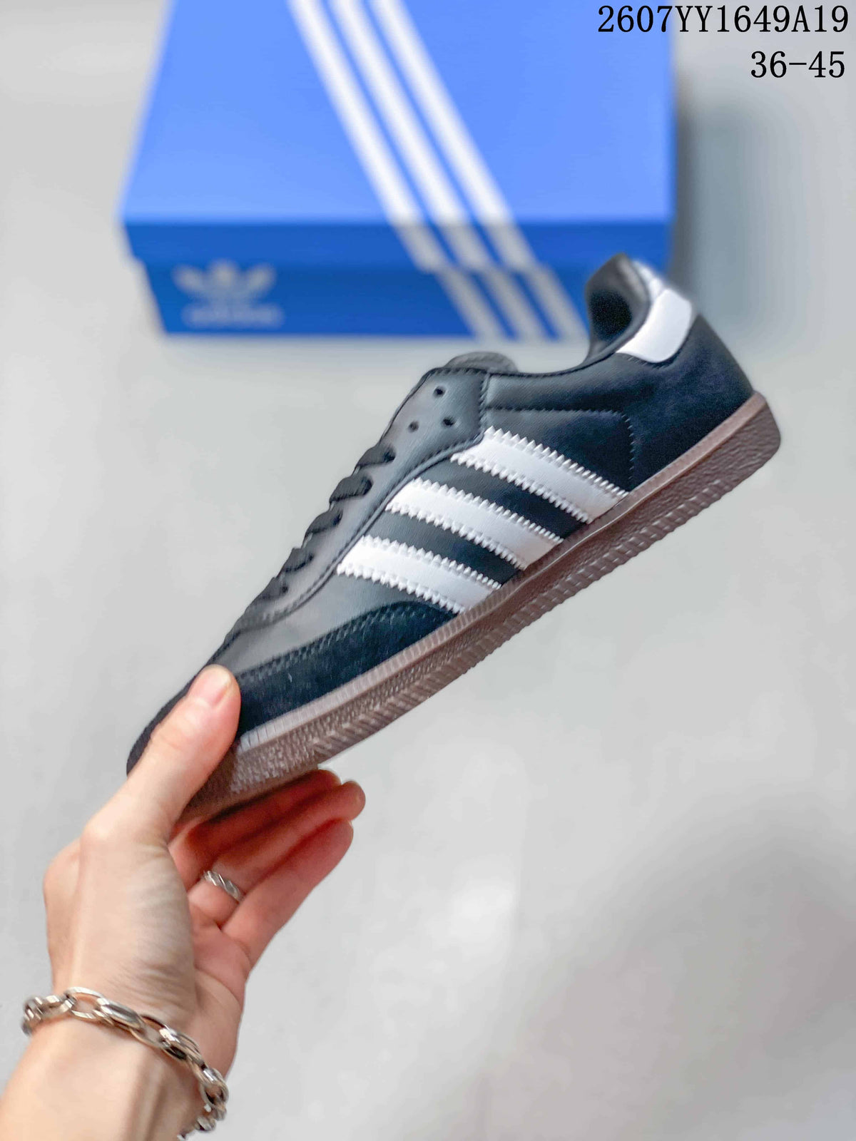 adidas Samba Low-Top Sneakers Black White Gum Sole 2607YY1649A19