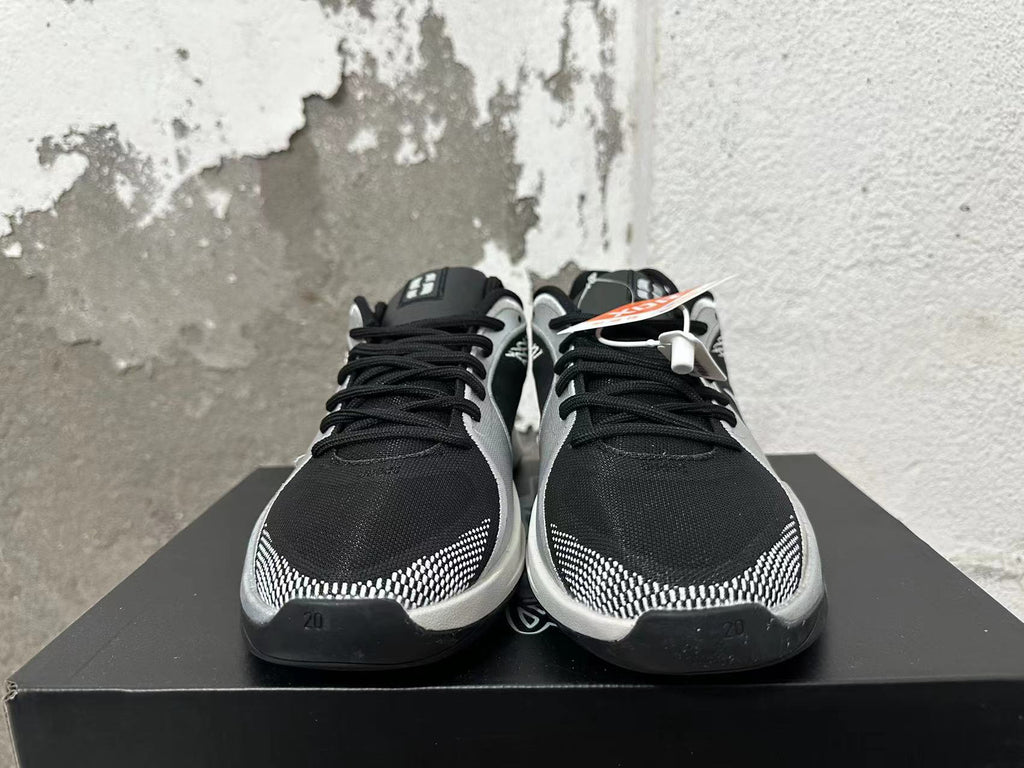 Nike Black and Silver Basketball Shoes