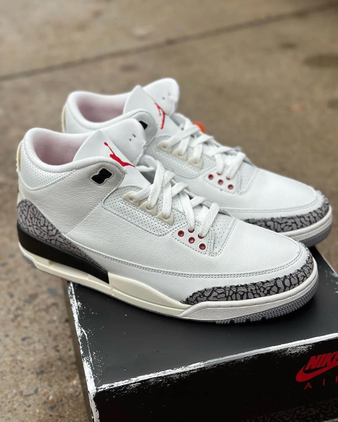 Jordan Air Jordan 3 White Cement Reimagined Sneakers DN3707-100