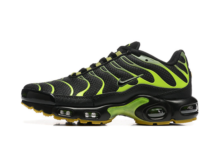 Nike Air Max Plus Black Volt Sneakers DM0032-010