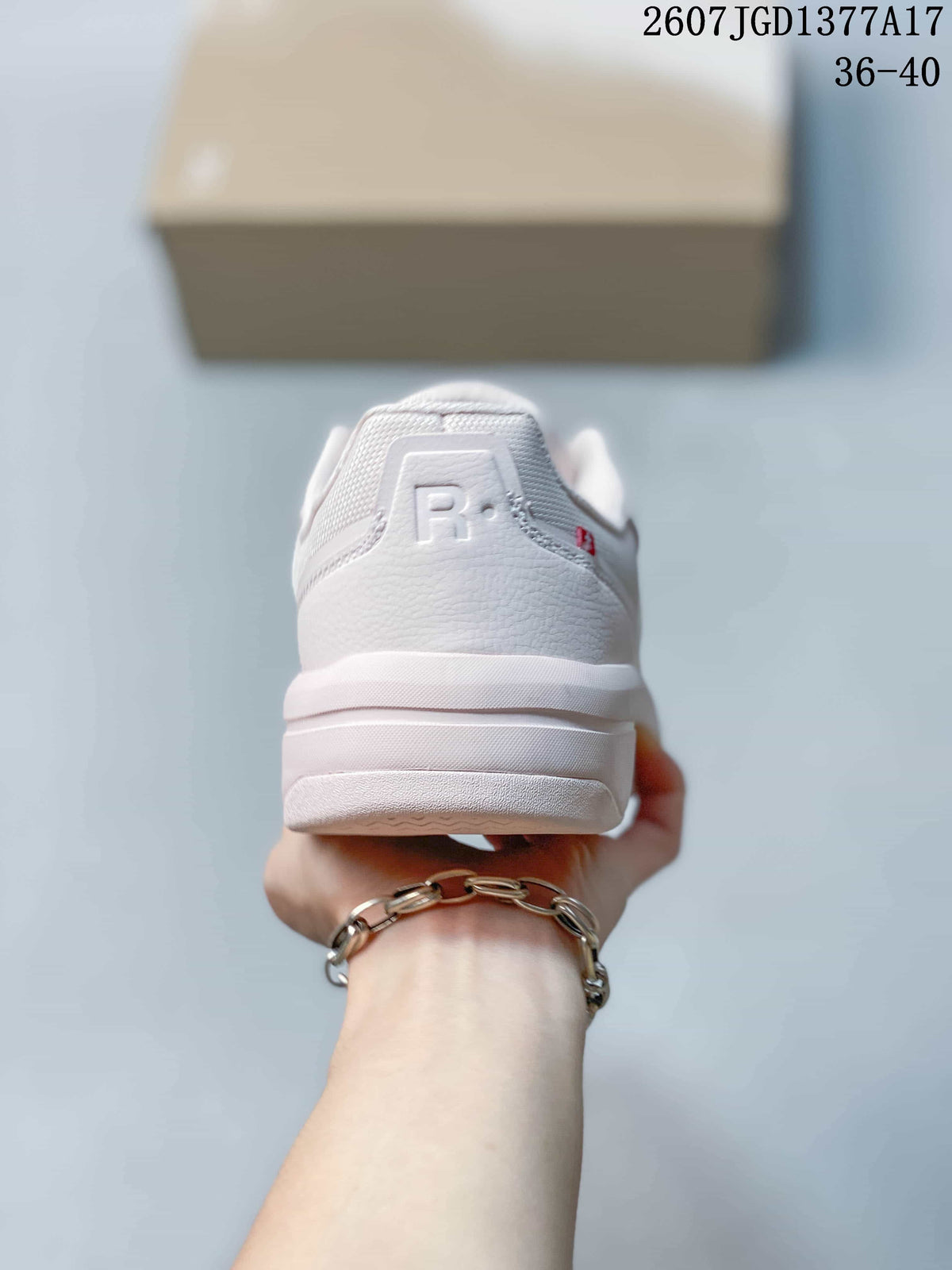 On THE Roger Clubhouse Sneakers White/Pink 2607 JGD1377A17