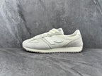 New Balance Low-Top Sneakers in Cream and Light Gray