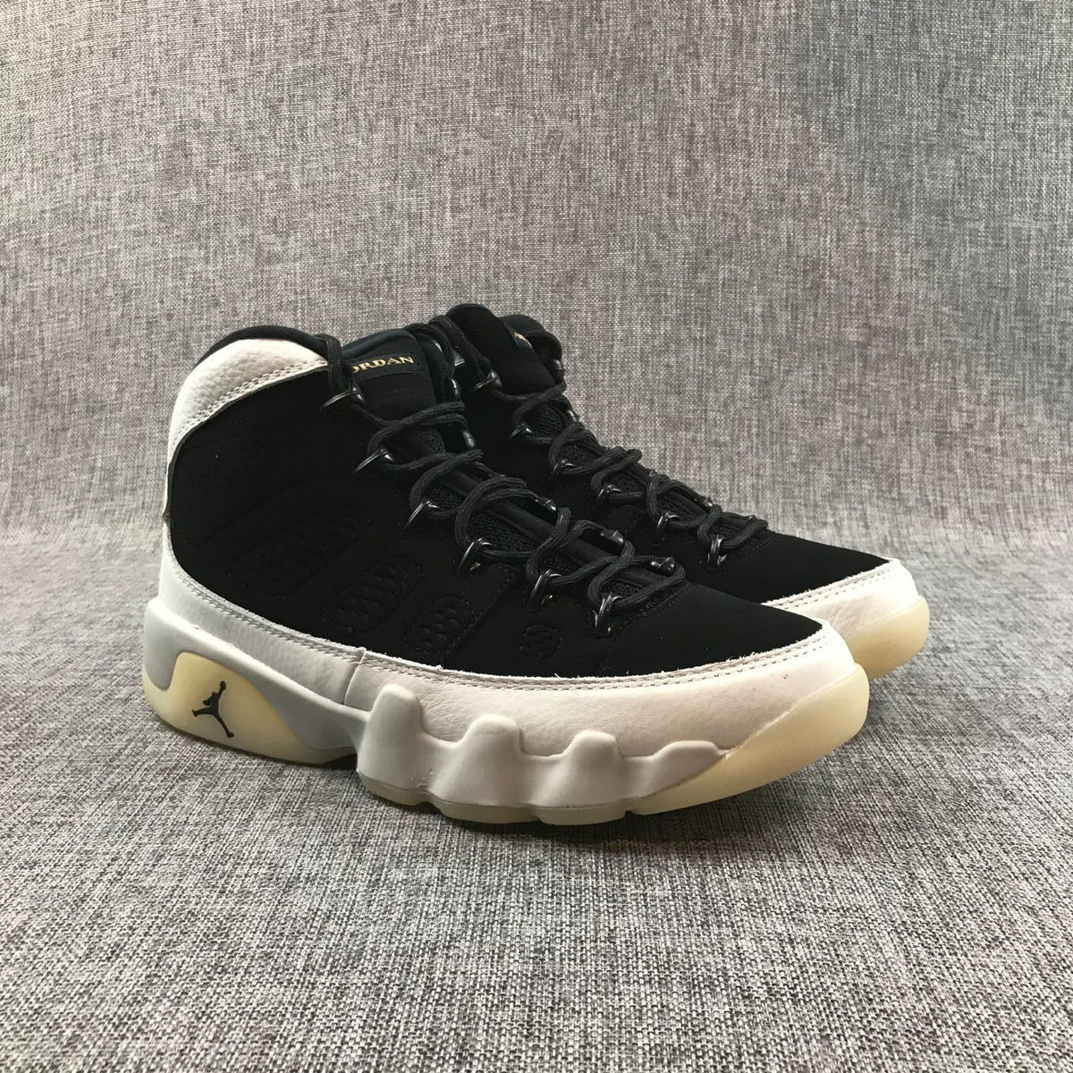 Jordan Air Jordan 9 Retro LA High-Top Sneakers Black White 302370-021