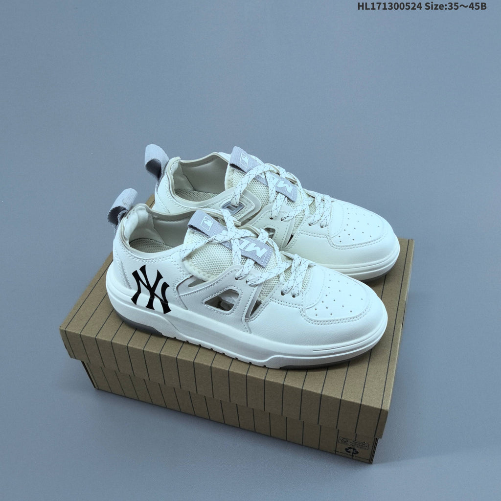 New York Yankees Low-Top Platform Sneakers, White