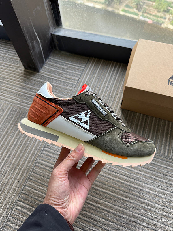 Le Coq Sportif AN-23 Sneakers in Green and Orange