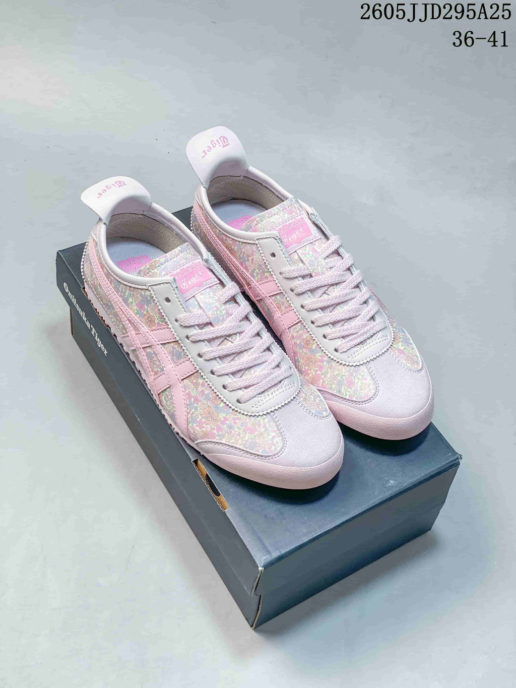 Onitsuka Tiger Floral Low-Top Sneakers Pink JD295A25