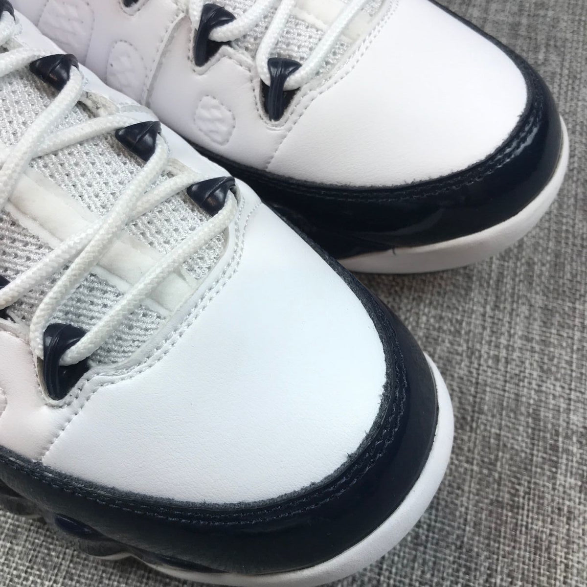Jordan Air Jordan 9 Retro UNC High-Top Sneakers 302370-145