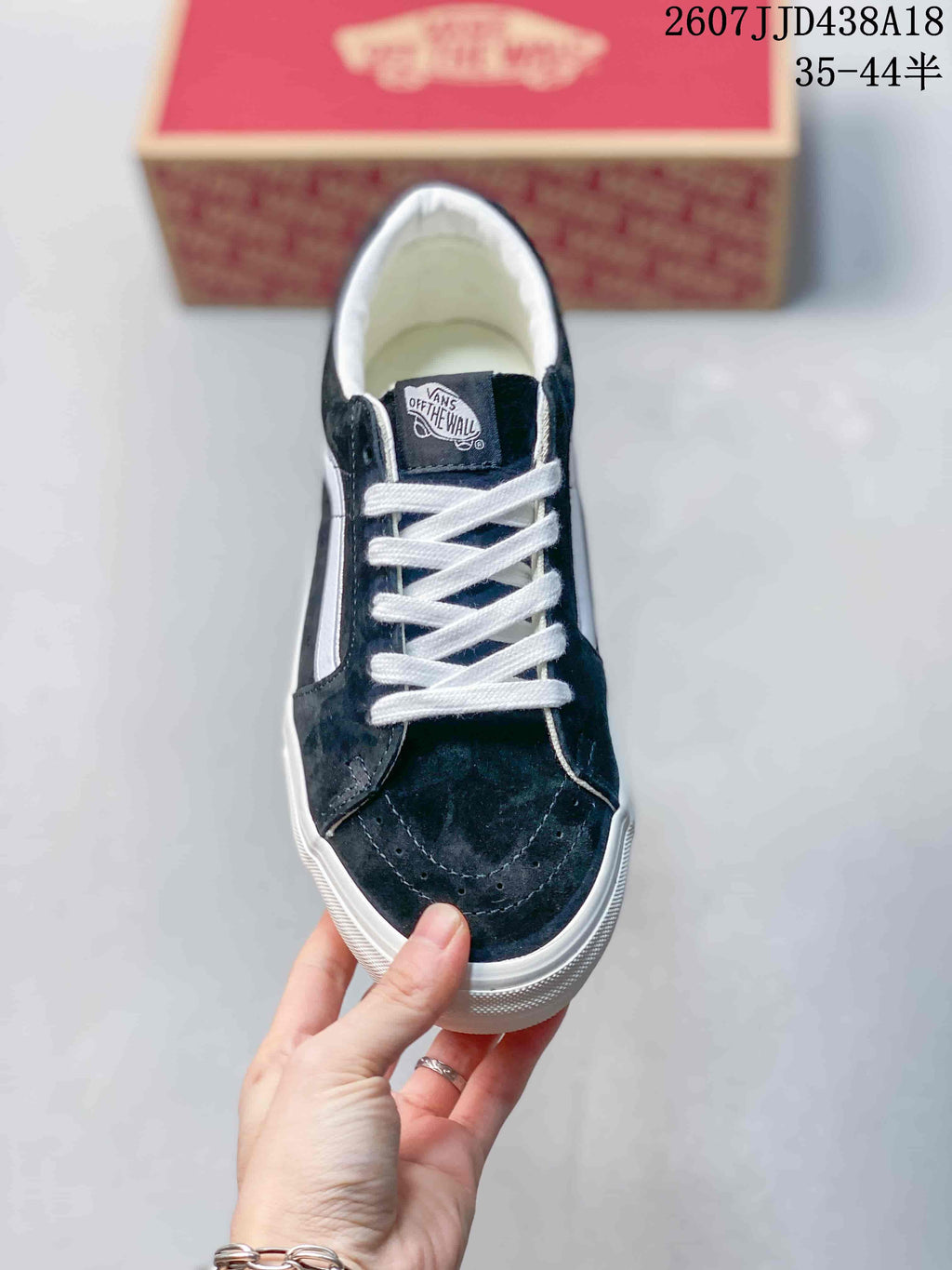 Vans SK8-Low Black Low-Top Sneakers 2607JJD438A18