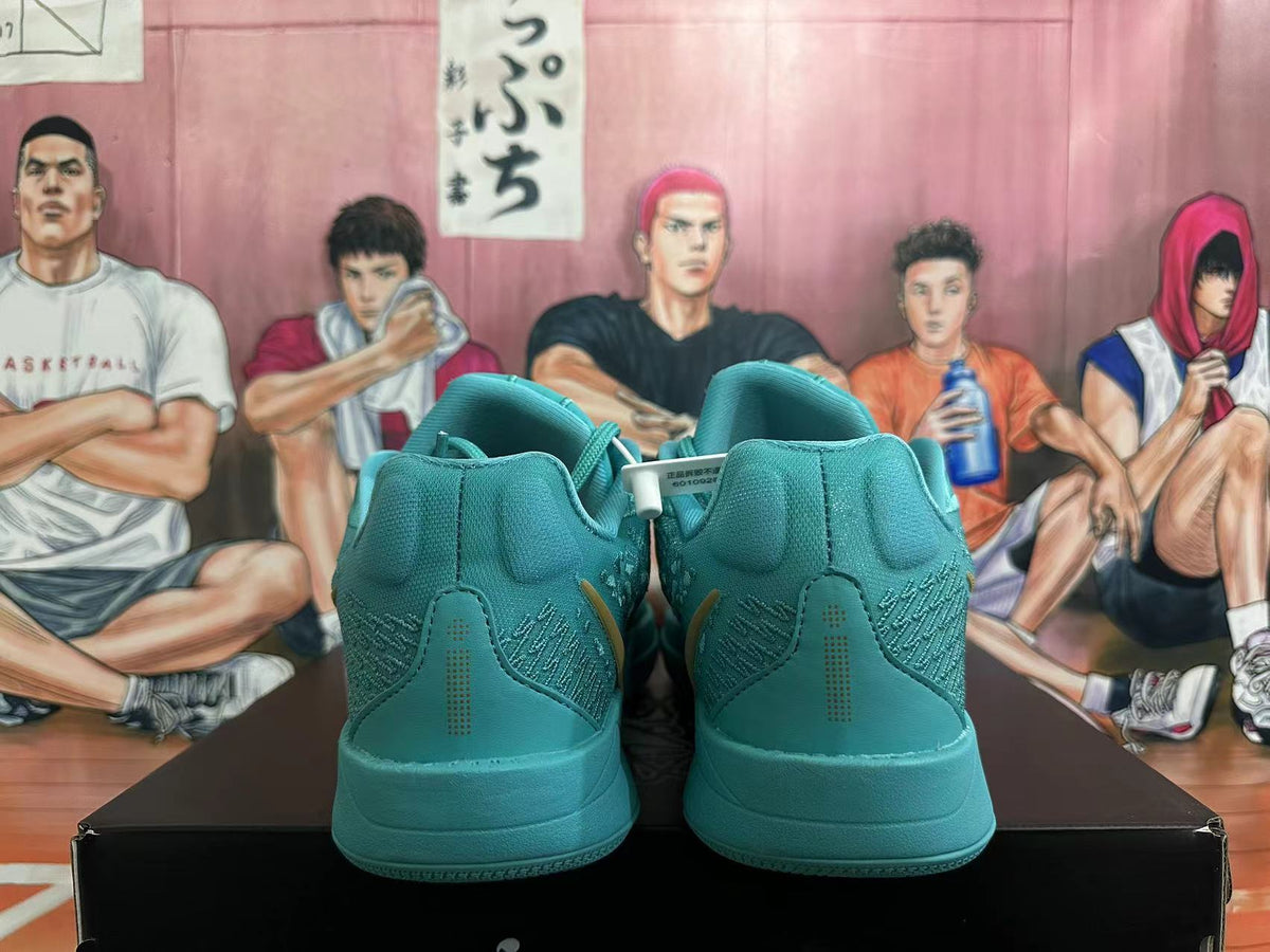 Nike Kobe 8 Basketball Shoes in Lake Blue