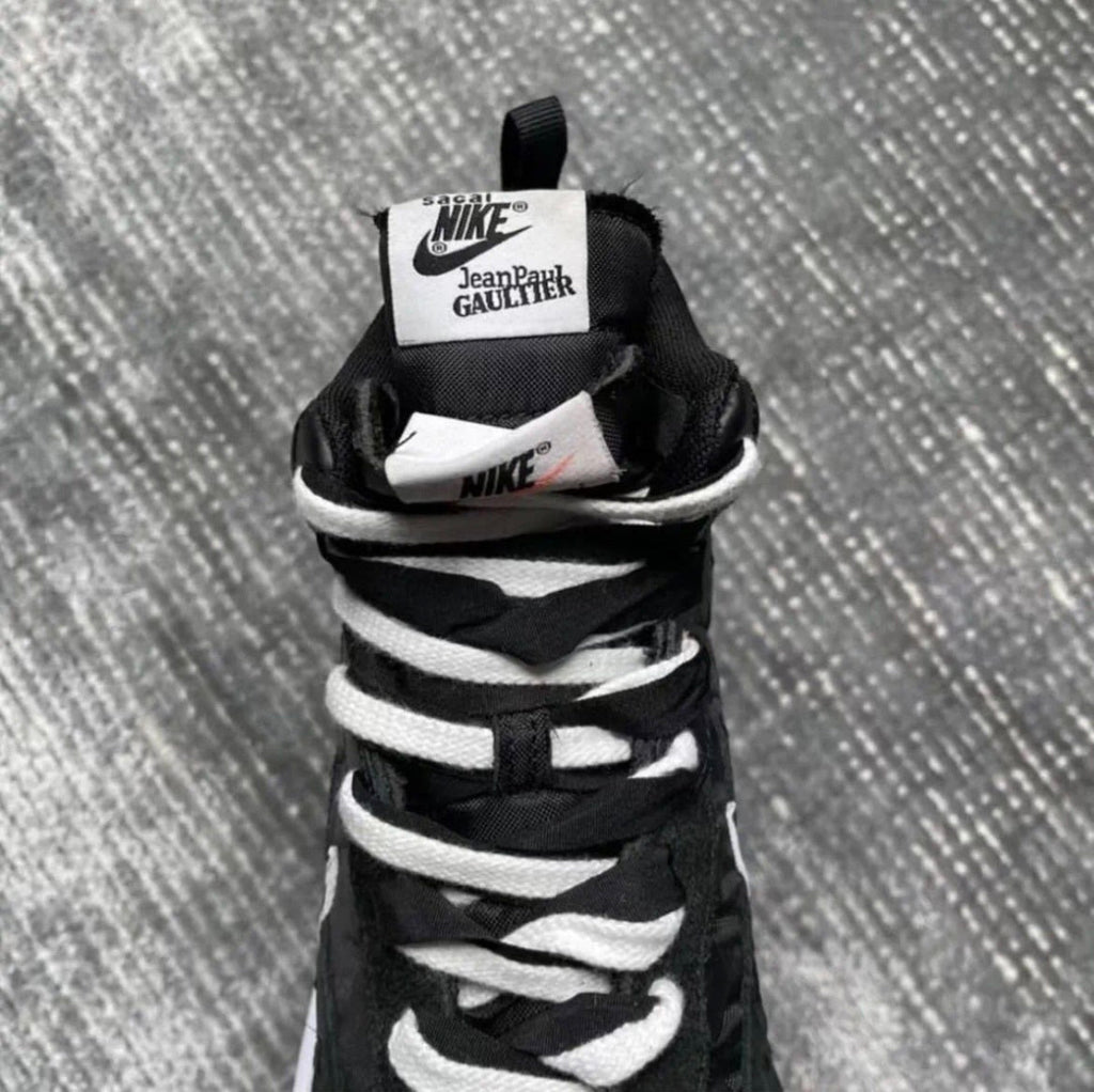 Nike VaporWaffle DH9186-001 Black and White Sneakers