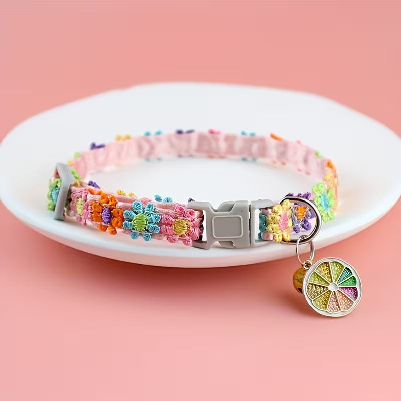 Lace Pet Collar with Pendant – Adjustable Elegant Collar for Small Cats & Dogs