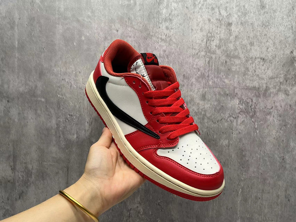 Jordan 1 Low Travis Scott Chicago Red Sneakers
