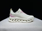 On Cloudtilt 2.0 Sneakers in Cream and Pink
