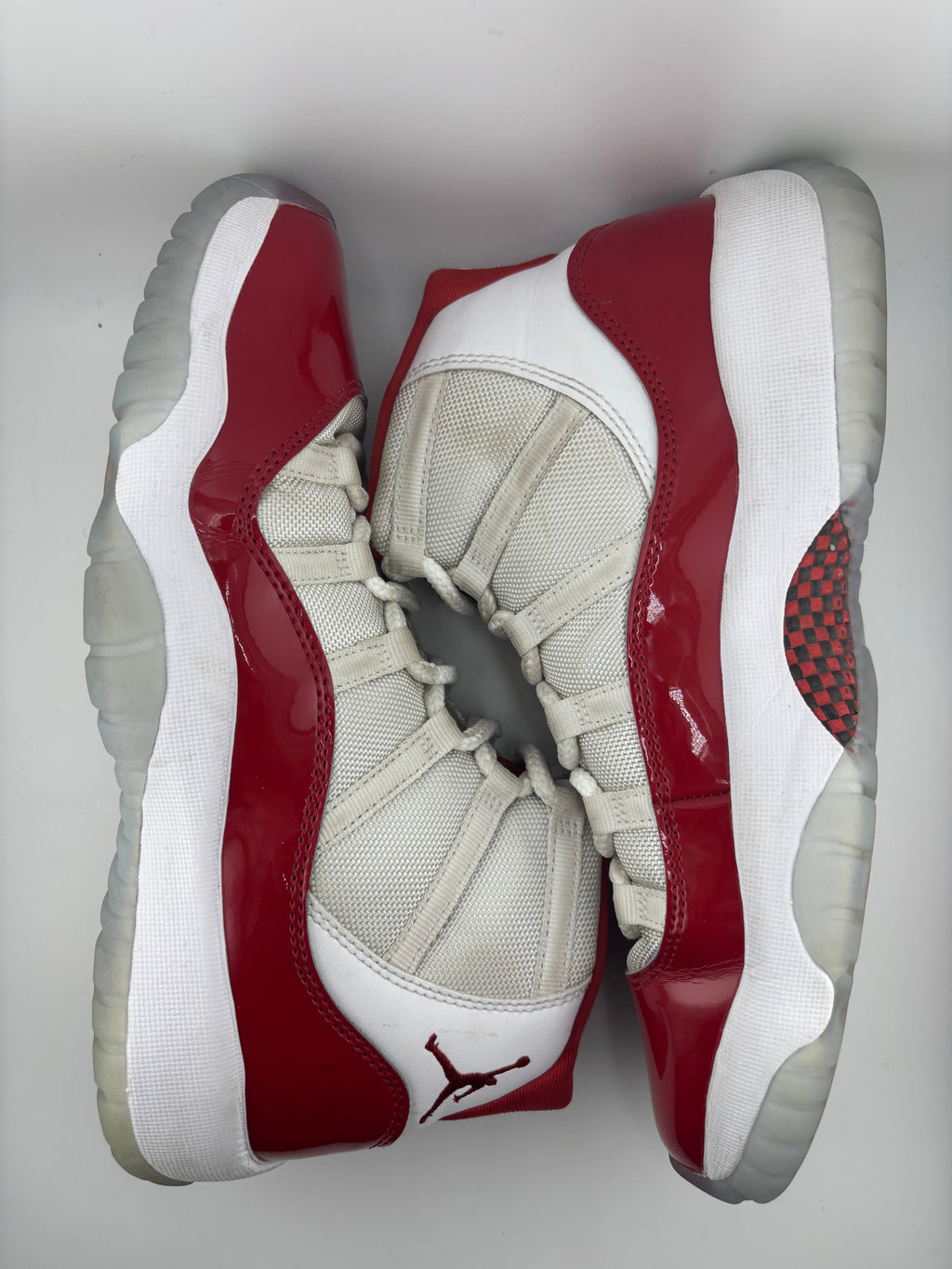 Jordan 11 Retro Cherry (2022) (GS)