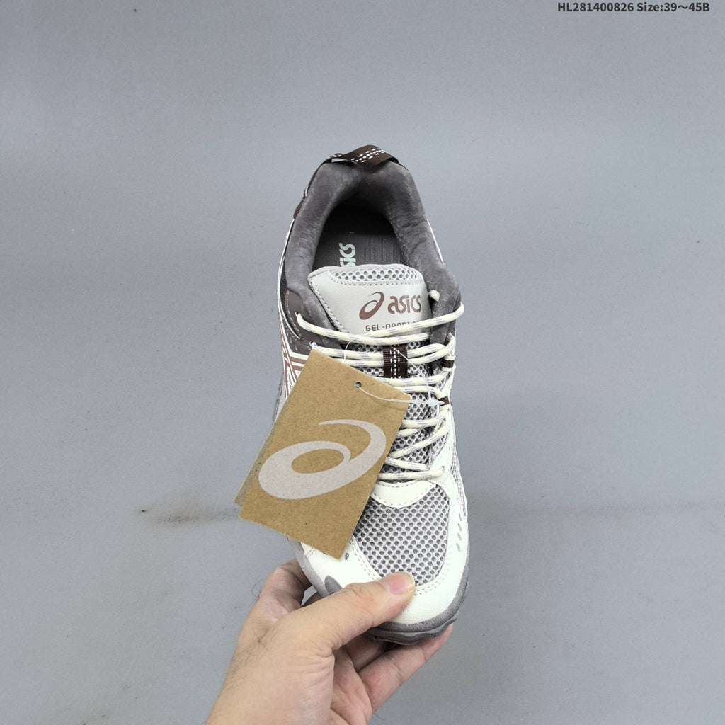 ASICS GEL-NANDI NR Sneakers in Cream, Gray and Brown