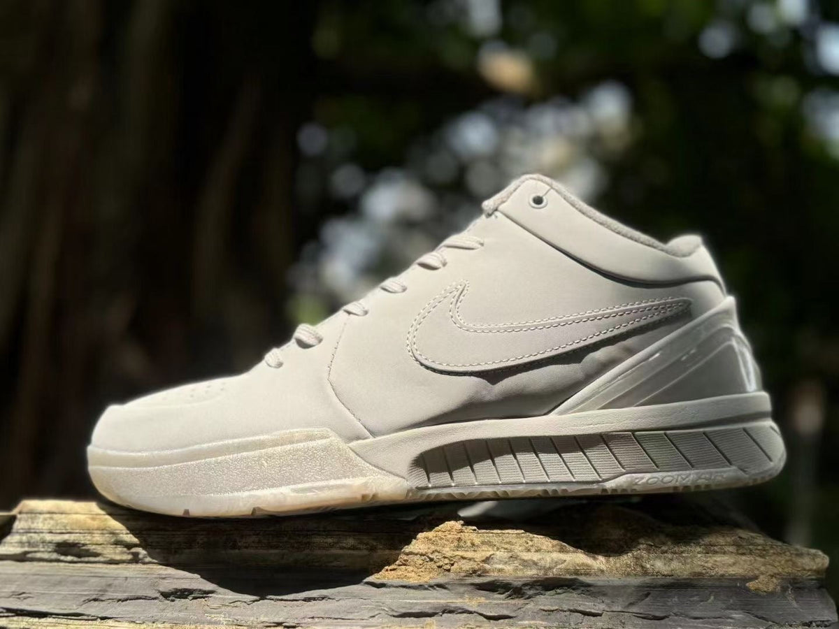 Nike Kobe 4 Basketball Shoes White Mamba Mentality