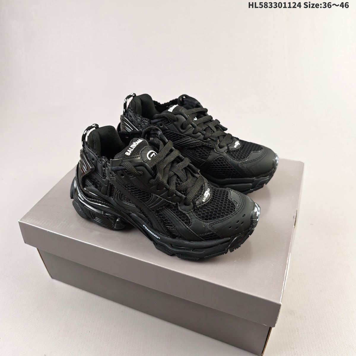 Balenciaga Runner Sneaker Low-Top Mesh Style