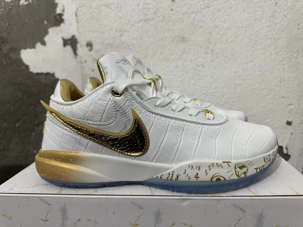 Nike LeBron 21 Basketball Shoes White Gold