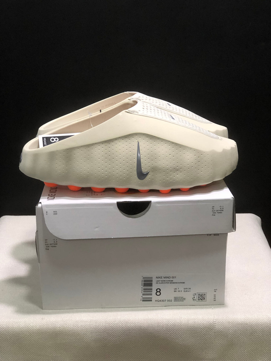 Nike Mind 001 Slides Light Bone Chrome HQ4307-002