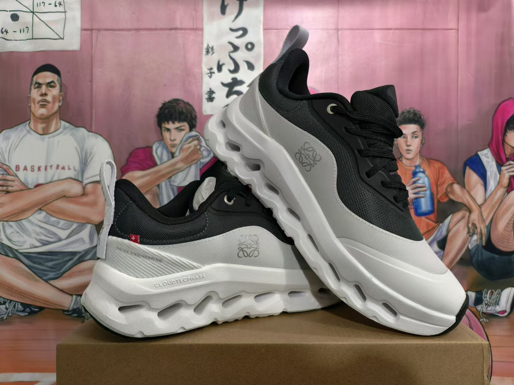 On Running Cloudtilt Black White Sneakers