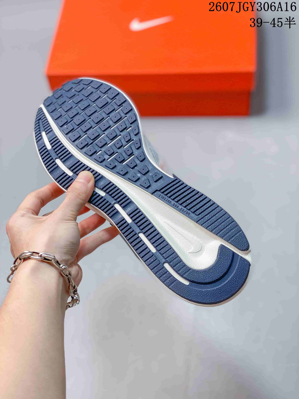 Nike Run Swift 3 Low-Top Sneakers in Gray, Navy and Orange