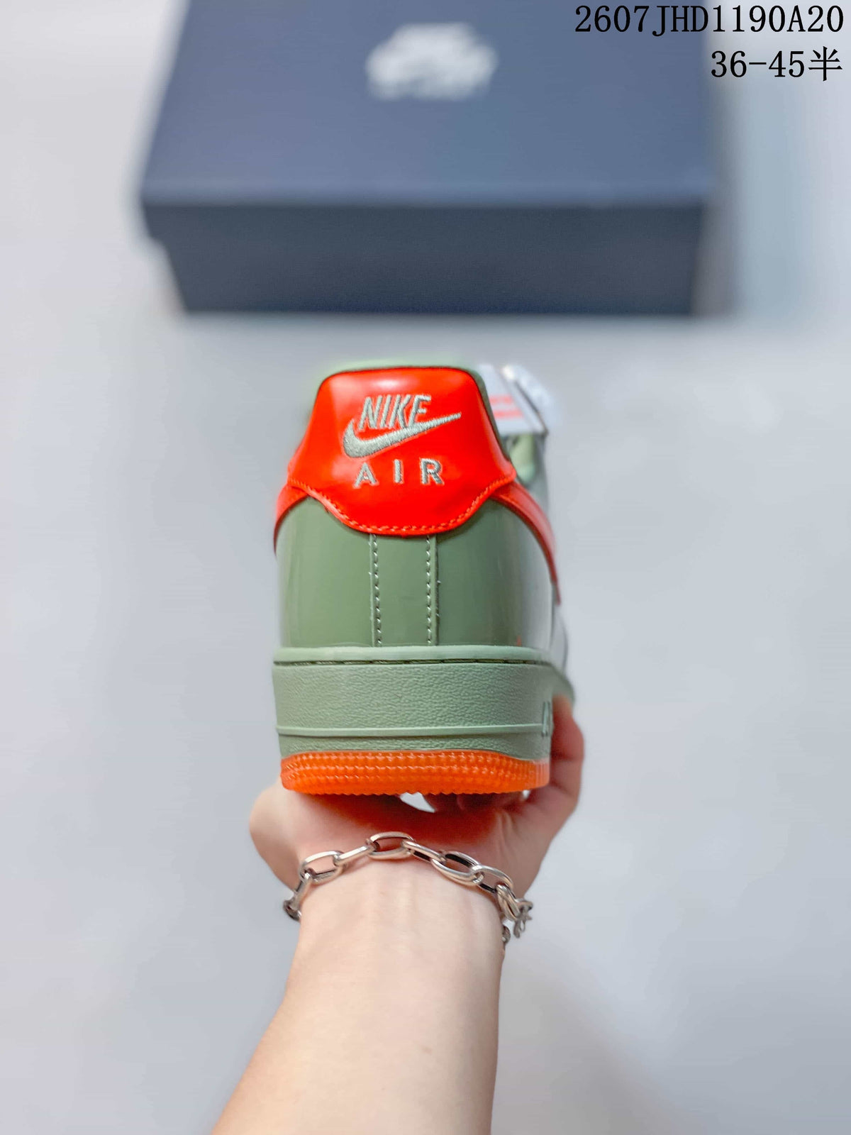 Nike Air Force 1 '07 Low Green Orange Sneakers