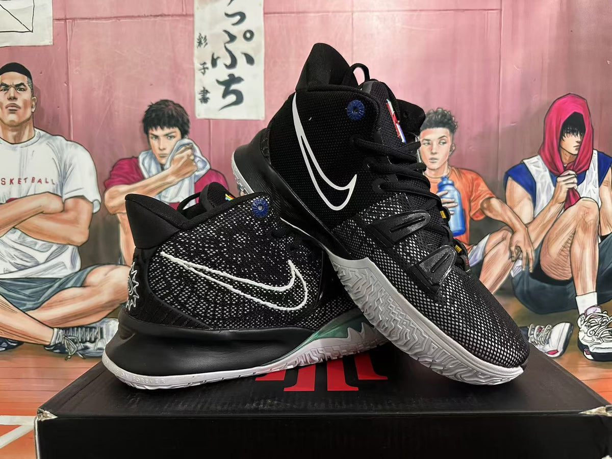 Nike Black and White Basketball Sneakers