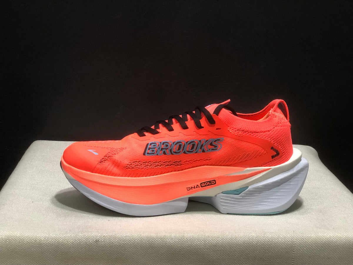 Brooks Hyperion Max 3 Running Shoes – Bright Coral