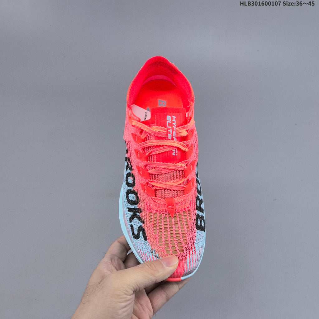 Brooks Hyperion Elite 5 Running Shoes in Coral and Blue