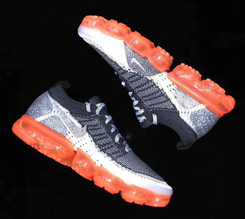 Nike Air VaporMax Flyknit 2 Mango Sneakers